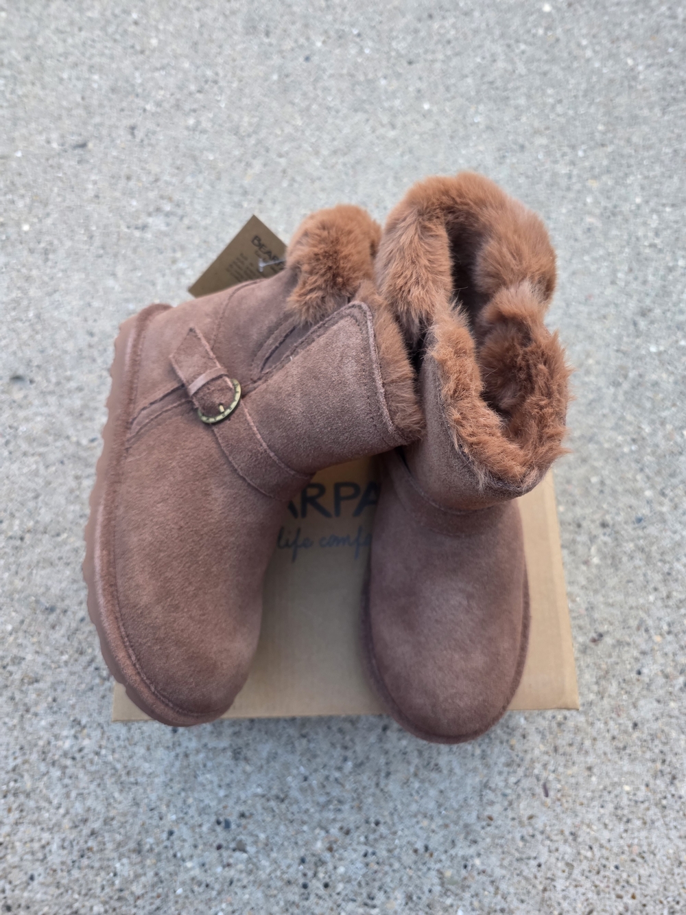 Bearpaw Cozy Faux-Fur Ankle Boots in Brown Youth Girls 4